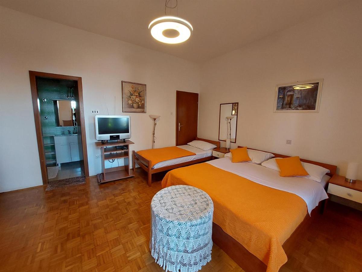 Apartments Faran Цриквеница Экстерьер фото