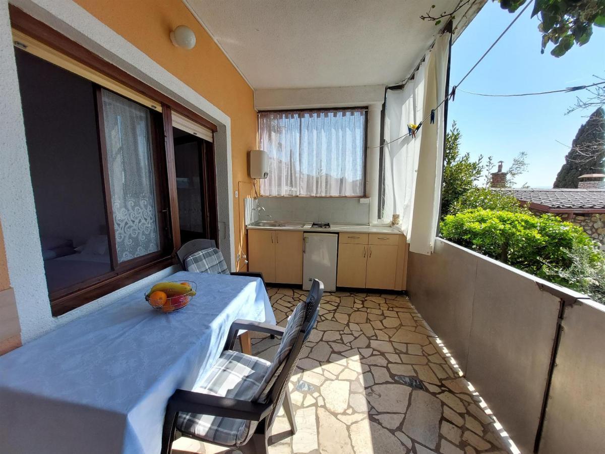 Apartments Faran Цриквеница Экстерьер фото