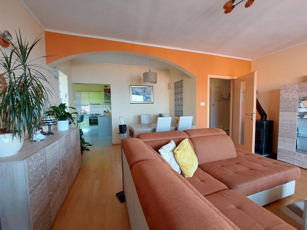 Apartments Faran Цриквеница Экстерьер фото
